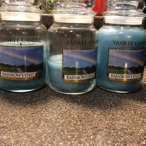 YANKEE CANDLE RAINBOWS END ~ BRAND NEW LARGE JAR 22 OZ
